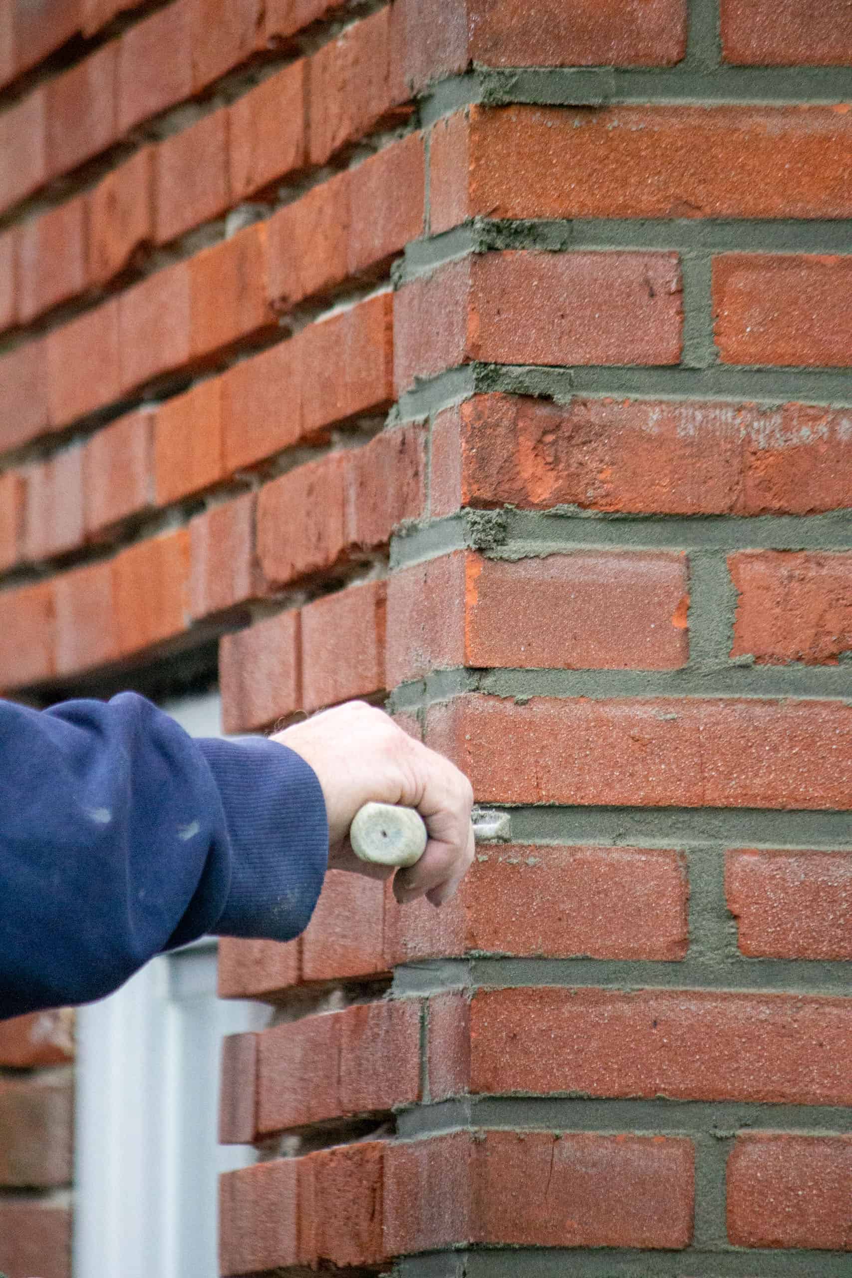 Gevelrenovatie in Hoogeveen geeft hoekwoning compleet nieuw aanzicht